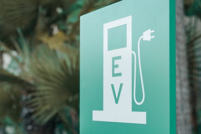 Flagship India EV Policy Is a ‘Non-Starter’ for Global Firms